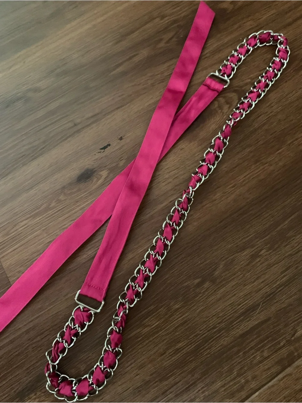 Fuchsia Chain-Link Ribbon Belt